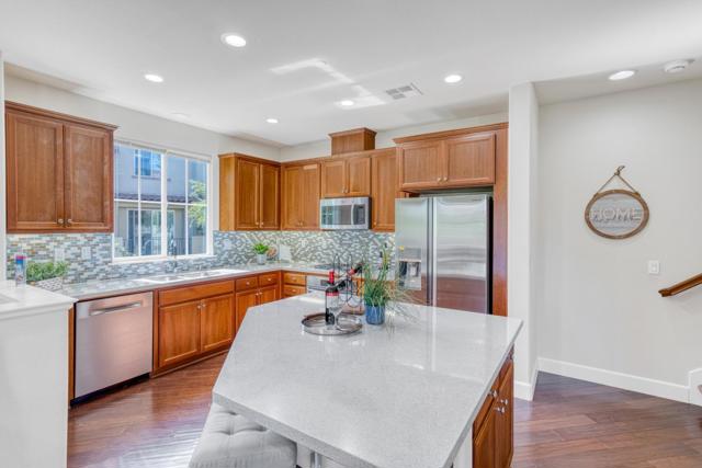 505 Holthouse Terrace, Sunnyvale CA: https://media.crmls.org/mediaz/dc542fef-3fbb-485e-99d7-09cac13c7d28.jpg