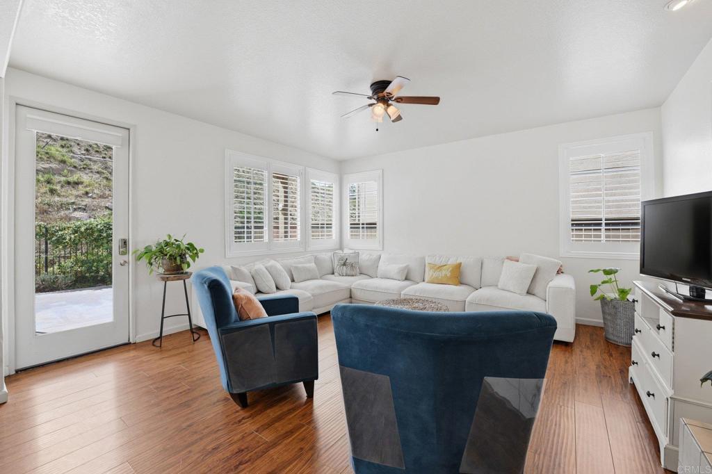 560 Via Del Caballo - photo 6