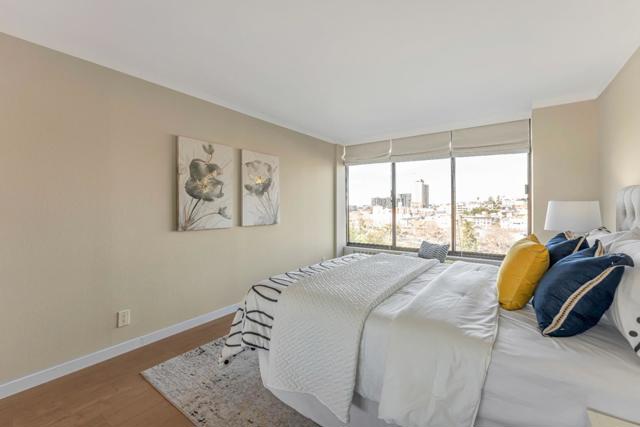 565 Bellevue Avenue, Oakland CA: https://media.crmls.org/mediaz/dc547bdd-f0a7-4696-90ac-8c342fdb872a.jpg