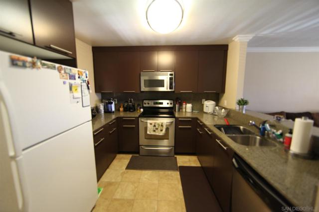 7425 Charmant Dr, San Diego CA: https://media.crmls.org/mediaz/dc54c71b-cd49-494c-9f26-8d4f77b96062.jpg