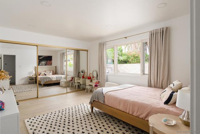 Image 25 of 49 For 1450 Highland Dr