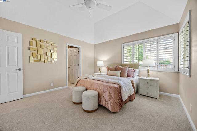 24 Timberview Ct., Danville CA: https://media.crmls.org/mediaz/dc55fcf2-ee0f-4d86-b42e-4c819cfed3cc.jpg