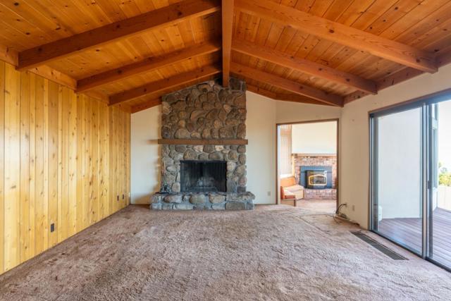 10955 Saddle Road, Monterey CA: https://media.crmls.org/mediaz/dc5725eb-0cd7-4e22-a306-046afbe1fb55.jpg