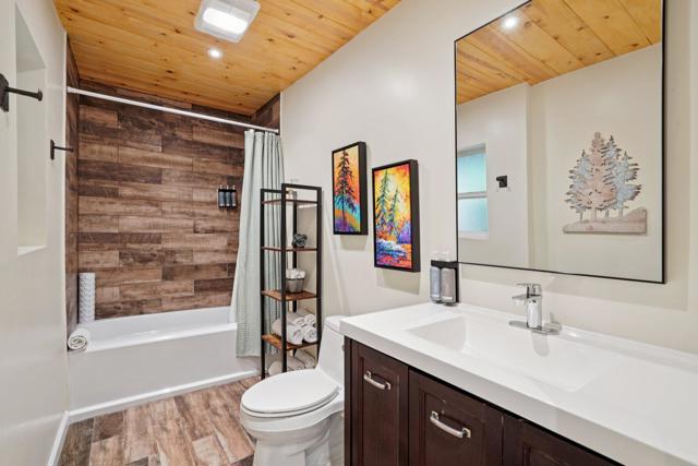 24918 Fern Valley Road, Idyllwild CA: https://media.crmls.org/mediaz/dc590b06-ea35-4fc2-b191-90c4fe023612.jpg