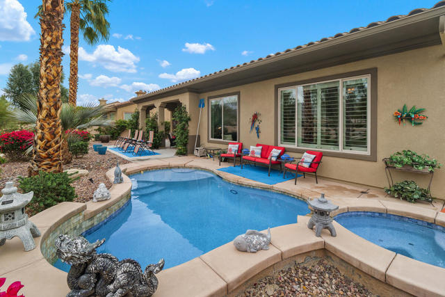 81390 Corte Trigo, Indio CA: https://media.crmls.org/mediaz/dc5a903b-93ed-487d-aa2a-ccb703971a01.jpg