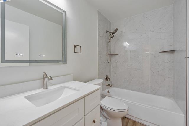 1731 Ellis St, Concord CA: https://media.crmls.org/mediaz/dc5ab648-43e7-4ad4-961c-f3802733c20e.jpg