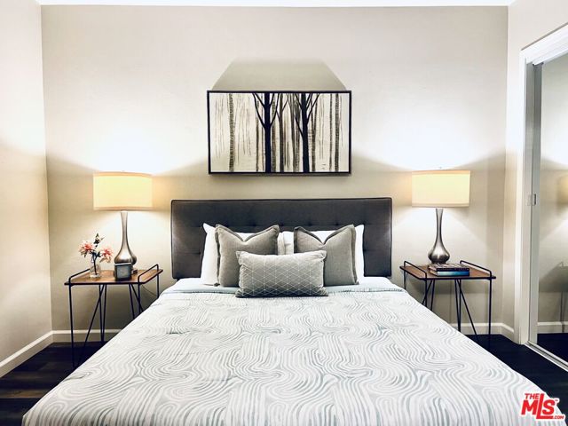 1618 N Kenmore Avenue, Los Angeles CA: https://media.crmls.org/mediaz/dc5ad195-3732-42d0-8e98-1293776c213f.jpg