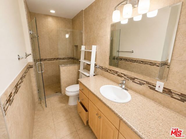 447 South Palm Drive, 6 photo 7