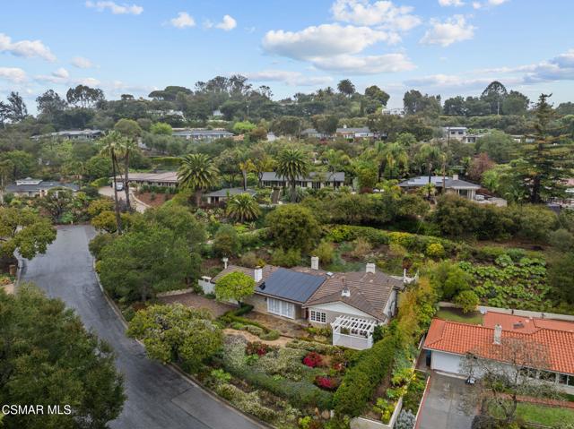 919 Aleeda Lane, Santa Barbara CA: https://media.crmls.org/mediaz/dc5b8659-b799-4355-9c64-3d5a619dc3b0.jpg