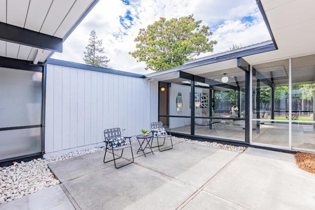941 Pendleton Avenue, Sunnyvale CA: https://media.crmls.org/mediaz/dc5c4137-080b-4071-8ff0-d1af0a911afc.jpg
