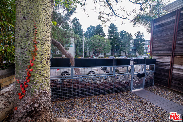  Home for Sale in Los Angeles, California