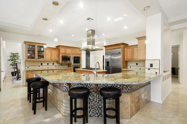 52395 Whispering Way, La Quinta CA: https://media.crmls.org/mediaz/dc5f32ed-e17f-4bdc-9b84-c259724a6029.jpg