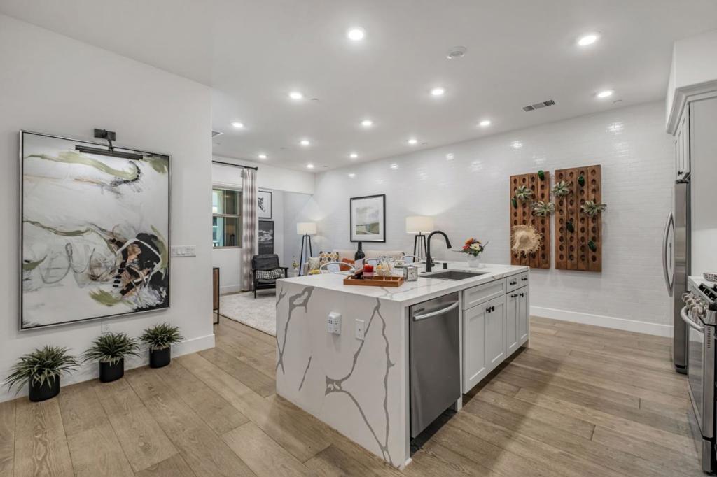 1000 Berryessa Lane #211