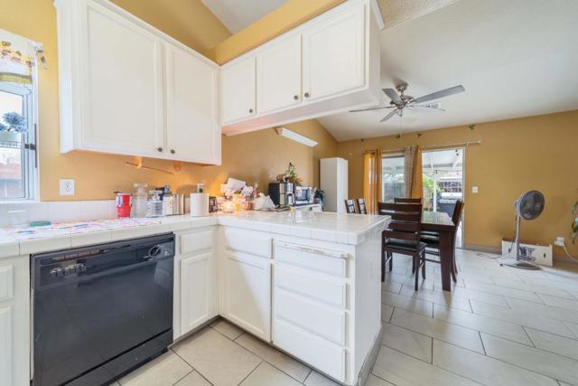 13714 Deleon Avenue, Gustine CA: https://media.crmls.org/mediaz/dc60285d-0d7c-4bf2-97ce-3884d8a5c369.jpg