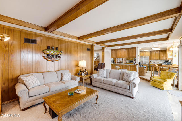 18128 Sandringham Court, Porter Ranch CA: https://media.crmls.org/mediaz/dc6092e0-393b-4751-af29-fc69f1c30d56.jpg