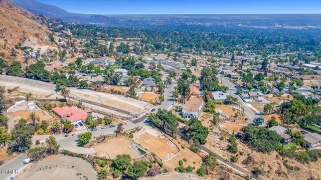 3660 Ranch Top Road, Pasadena CA: https://media.crmls.org/mediaz/dc60ac4e-66c3-40a7-b066-b768dca1ed8a.jpg