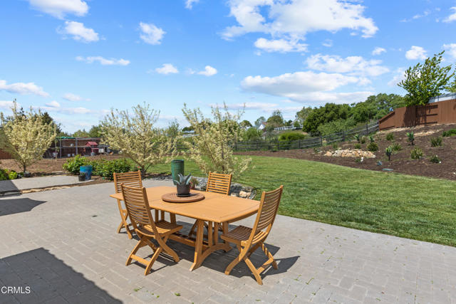690 Valley Oak Road, Solvang CA: https://media.crmls.org/mediaz/dc612581-649b-4937-973f-344ed1168f05.jpg