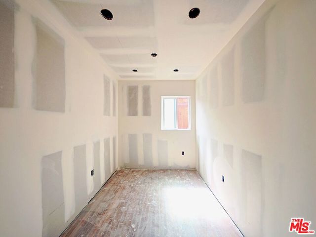 14426 Friar Street photo 44