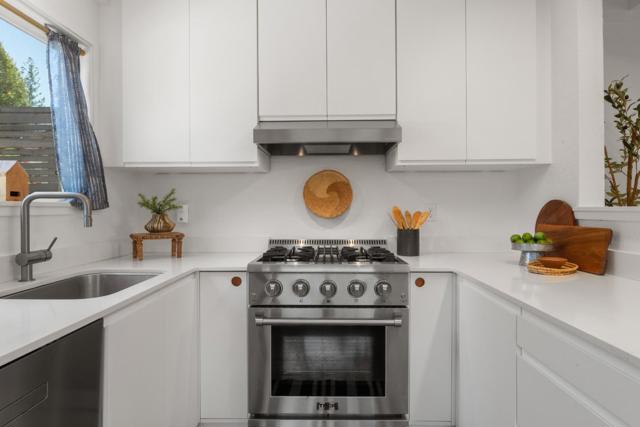 260 Walk Circle, Santa Cruz CA: https://media.crmls.org/mediaz/dc617e71-c486-4e4a-9a73-eb4b30997dea.jpg