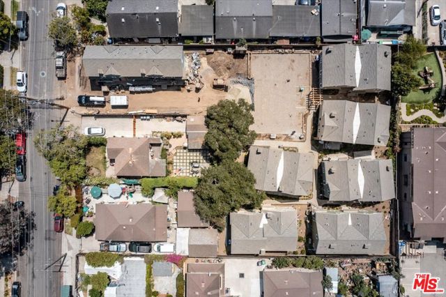 1317 Punta Gorda, Santa Barbara CA: https://media.crmls.org/mediaz/dc61f13d-37c5-4015-8697-02ddb250051b.jpg