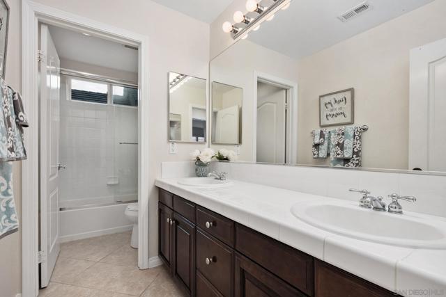 5535 Porter Creek Road, San Diego CA: https://media.crmls.org/mediaz/dc638d49-baf3-41c9-8d97-e87e82cc25f8.jpg