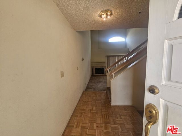 9225 Cedros Avenue, B photo 3