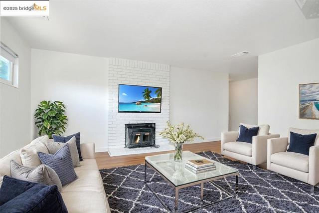 1205 Putnam Street, Antioch CA: https://media.crmls.org/mediaz/dc64b77a-938e-4f3c-aacc-4847c7bfc35b.jpg