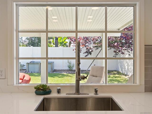 3568 Ridge Rd, Oceanside CA: https://media.crmls.org/mediaz/dc656df6-b619-4d0c-8146-7c4ce2bf47b1.jpg