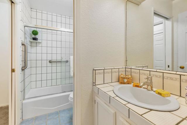 1555 Hecker Pass Road, Gilroy CA: https://media.crmls.org/mediaz/dc65e4e3-68fb-432d-8f88-a1fc4825010e.jpg