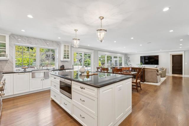 Image 11 of 81 For 15212 Janor Court