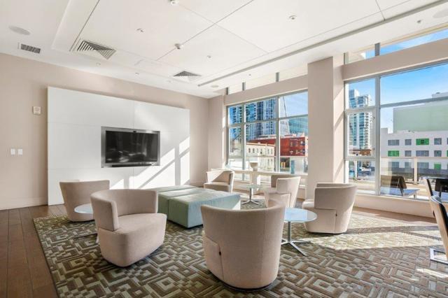 575 6th Avenue, San Diego CA: https://media.crmls.org/mediaz/dc66051f-90b4-444c-860f-6571a220a8e7.jpg