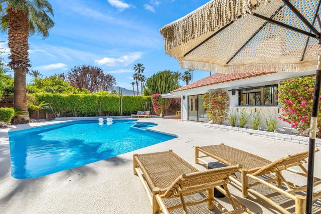 34 Lincoln Place, Rancho Mirage CA: https://media.crmls.org/mediaz/dc66e2d3-5d3e-4751-8a2c-8d8247dc65d4.jpg