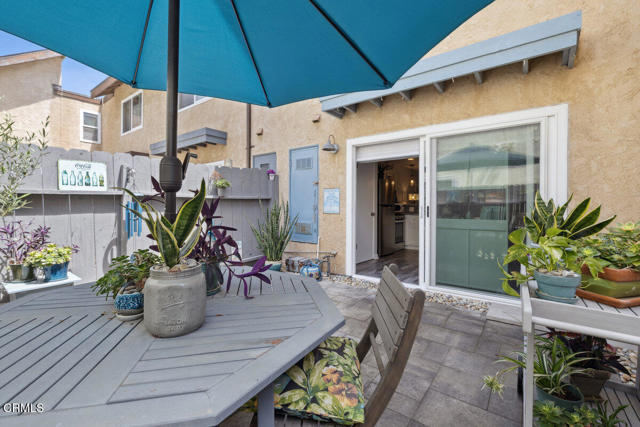 Detail Gallery Image 18 of 42 For 5205 W Wooley Rd #2,  Oxnard,  CA 93035 - 2 Beds | 1/1 Baths