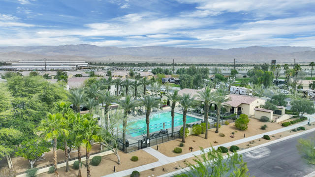 601 Calle Vibrante, Palm Desert, CA 92211