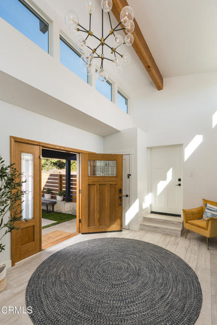 Detail Gallery Image 4 of 30 For 3086 Grove St, Ventura,  CA 93003 - 3 Beds | 3 Baths