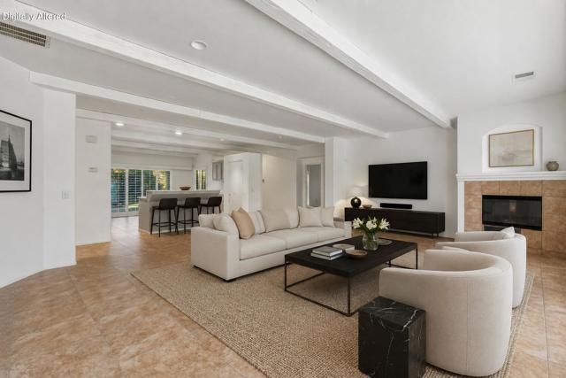 992 Mira Grande, Palm Springs, CA 92262