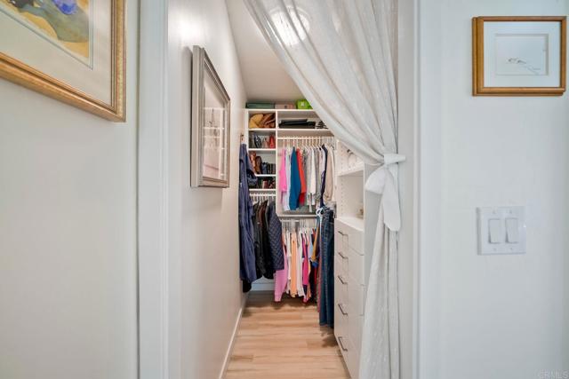 699 N Vulcan Avenue, Encinitas CA: https://media.crmls.org/mediaz/dc6daa45-da25-4841-b88a-d83fa6b2e260.jpg