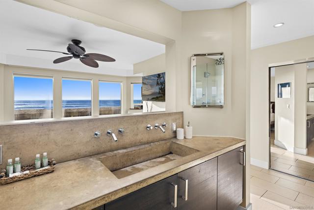 2965 Ocean Front Walk, San Diego CA: https://media.crmls.org/mediaz/dc6db2ae-4189-4fa7-94fa-5506d59724e4.jpg
