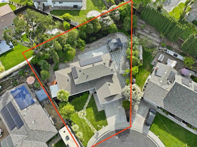 11593 Ladera Ct, Dublin CA: https://media.crmls.org/mediaz/dc6dbc04-ee98-4faf-9c8b-0a272489579b.jpg