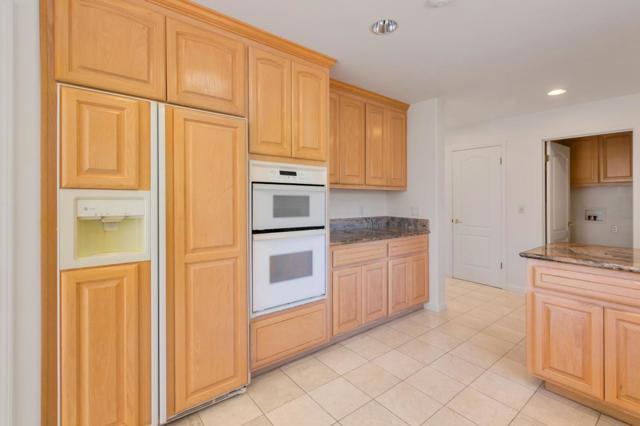 12189 Parker Ranch Road, Saratoga CA: https://media.crmls.org/mediaz/dc6df3df-8f04-477c-89c4-529fdd3150ca.jpg