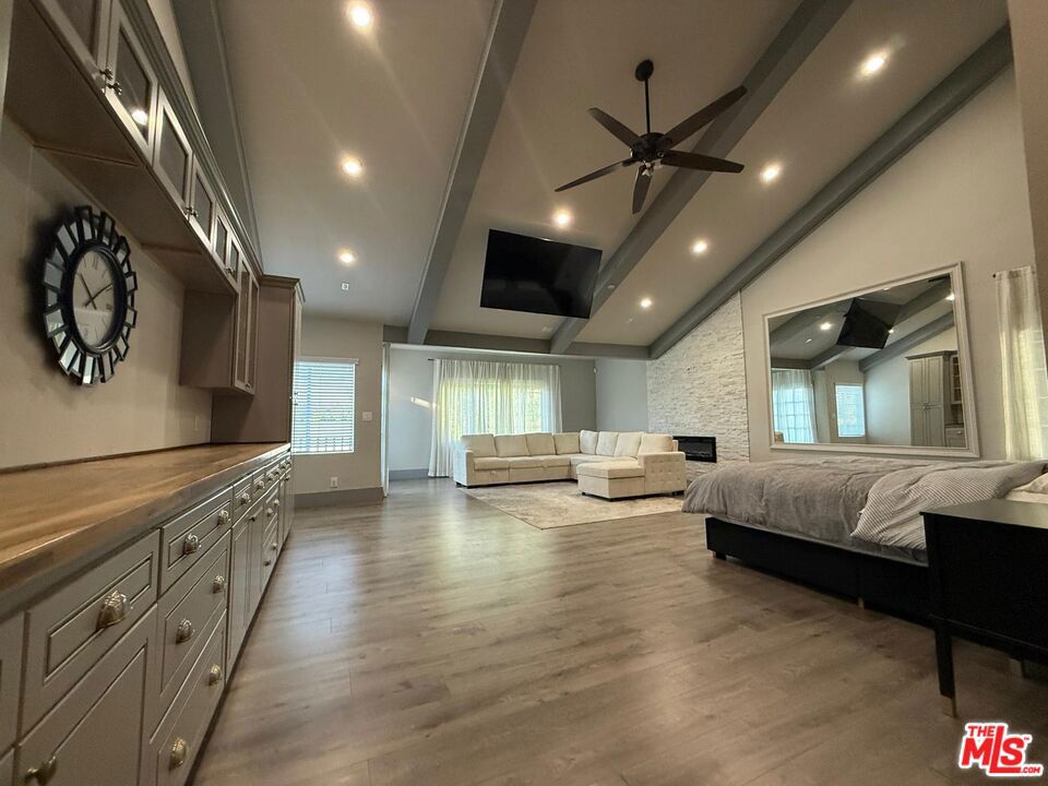 MLS #26956855 image #32