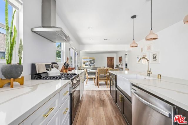2311 W 78th Place, Inglewood CA: https://media.crmls.org/mediaz/dc6e31c5-cc9d-43be-867d-e680591539e7.jpg