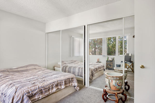 2504 N Whitewater Club Drive, Palm Springs CA: https://media.crmls.org/mediaz/dc6eae65-237f-4e9c-b766-f6ba20f4d5b0.jpg