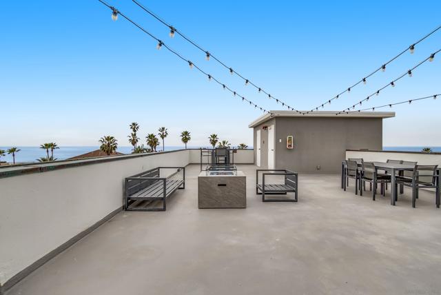 230 Prospect St, La Jolla CA: https://media.crmls.org/mediaz/dc6ec28b-2598-4e8e-add3-93843776dfe1.jpg