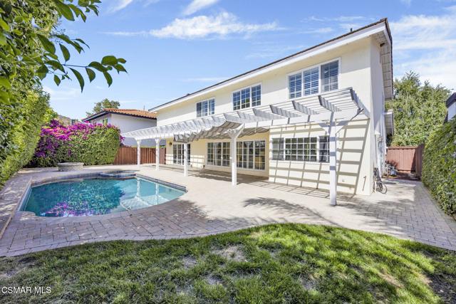 1661 Oldcastle Place, Westlake Village CA: https://media.crmls.org/mediaz/dc6ee97c-c292-46b1-9096-0900aba30f89.jpg