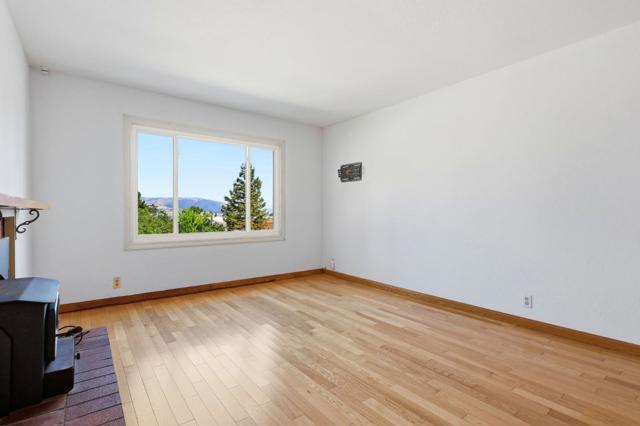 2081 Rollingwood Drive, San Bruno CA: https://media.crmls.org/mediaz/dc6f2050-6571-4a0e-b158-eeea5a34589c.jpg