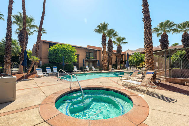 291 E Mel Avenue, Palm Springs CA: https://media.crmls.org/mediaz/dc6fe82c-cc8a-4c68-af79-836ff5a8ea95.jpg