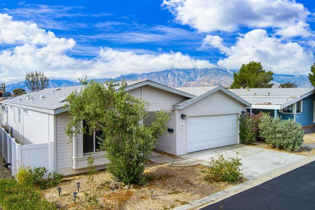 15300 Palm Drive, Desert Hot Springs CA: https://media.crmls.org/mediaz/dc6ff7b9-355b-4160-ab9c-b7aabf1b84a8.jpg