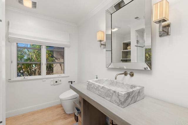 5499 Avenida Maravillas, Rancho Santa Fe CA: https://media.crmls.org/mediaz/dc70a186-3bc0-4c1a-ba64-0ab728cd584b.jpg