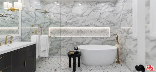 504 FOOTHILL Road, Beverly Hills CA: https://media.crmls.org/mediaz/dc70ee3b-8a37-4fd0-9a45-7252780ab1fa.jpg